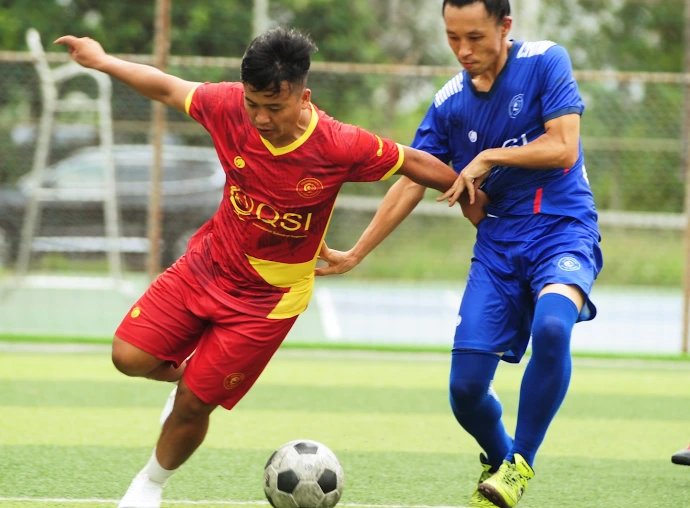 Création de vidéos sportives verticales pour les réseaux sociaux d'un club